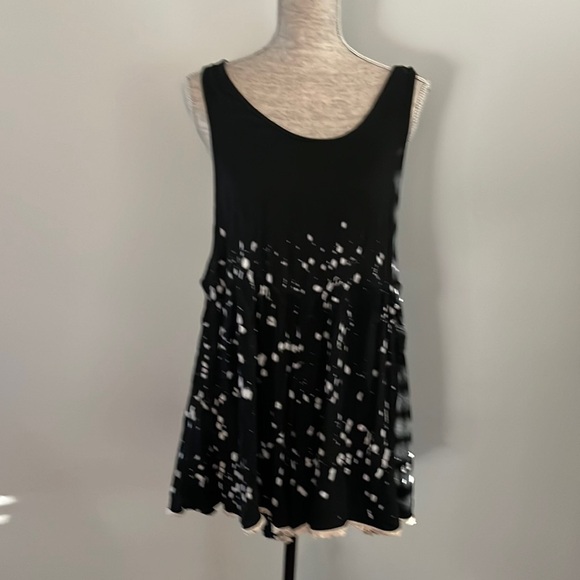 Kaitlyn size medium short sleeve romper sleeveless tie dyed bleach splattered - Picture 1 of 8